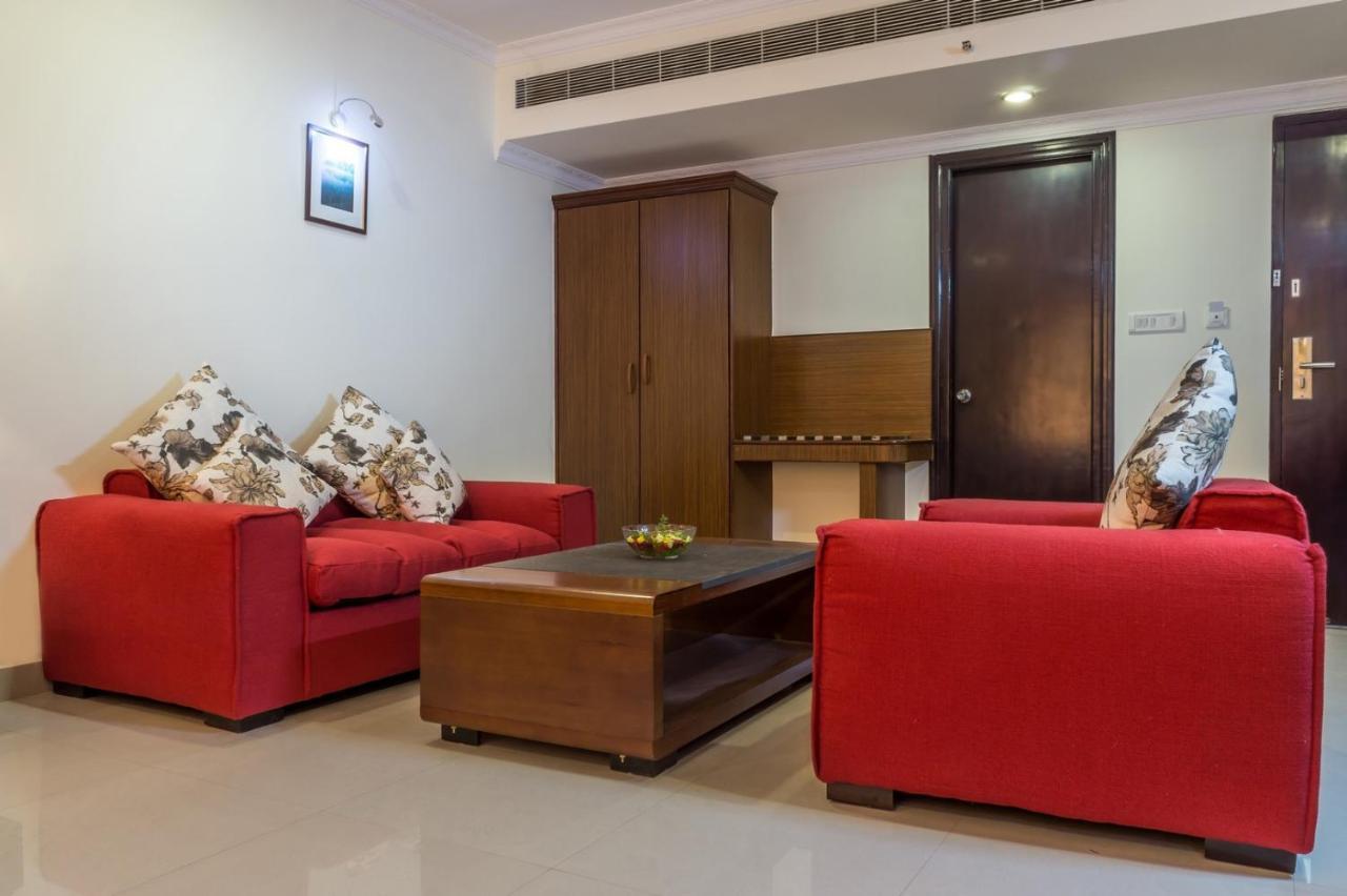 Hotel Saptagiri Hyderabad Luaran gambar