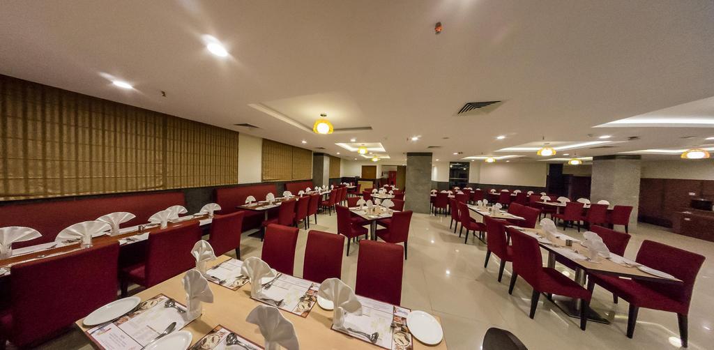 Hotel Saptagiri Hyderabad Luaran gambar