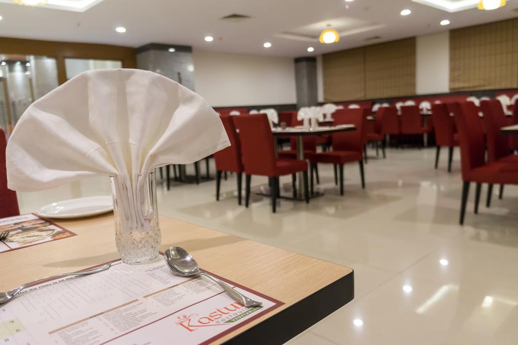 Hotel Saptagiri Hyderabad Luaran gambar
