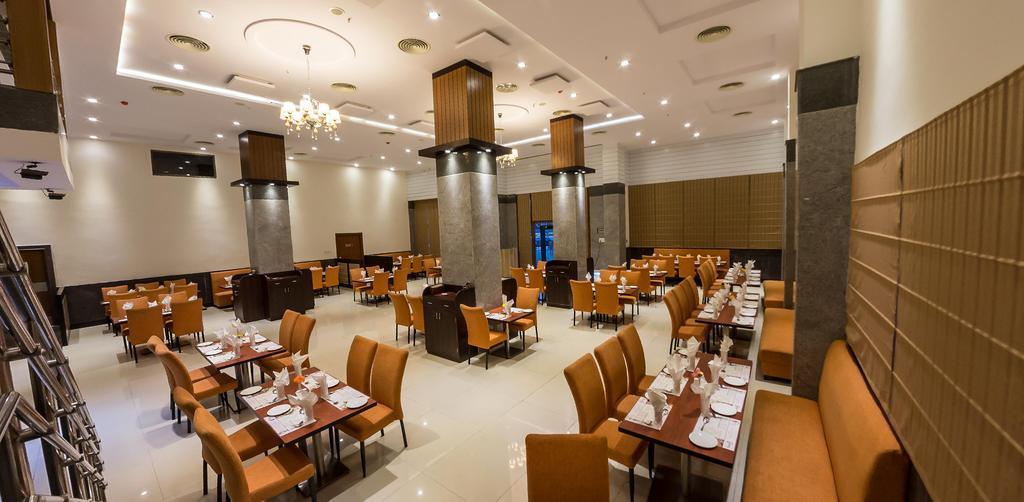 Hotel Saptagiri Hyderabad Luaran gambar