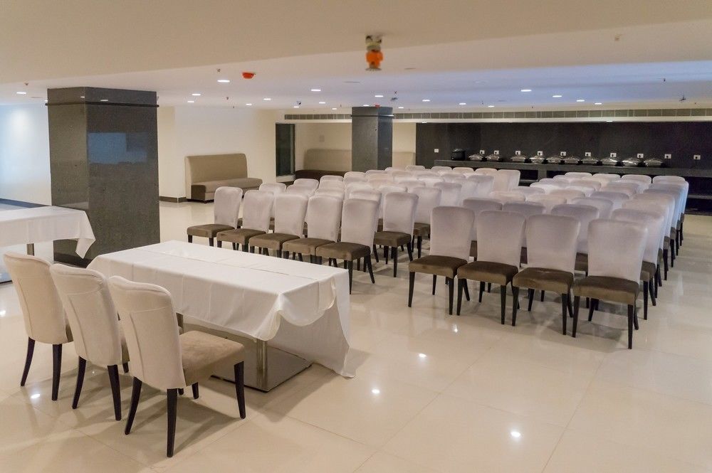 Hotel Saptagiri Hyderabad Luaran gambar